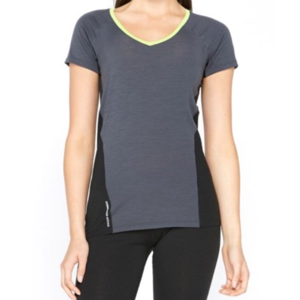 Icebreaker Merino Wool Cool-Lite Spark V neck Tee